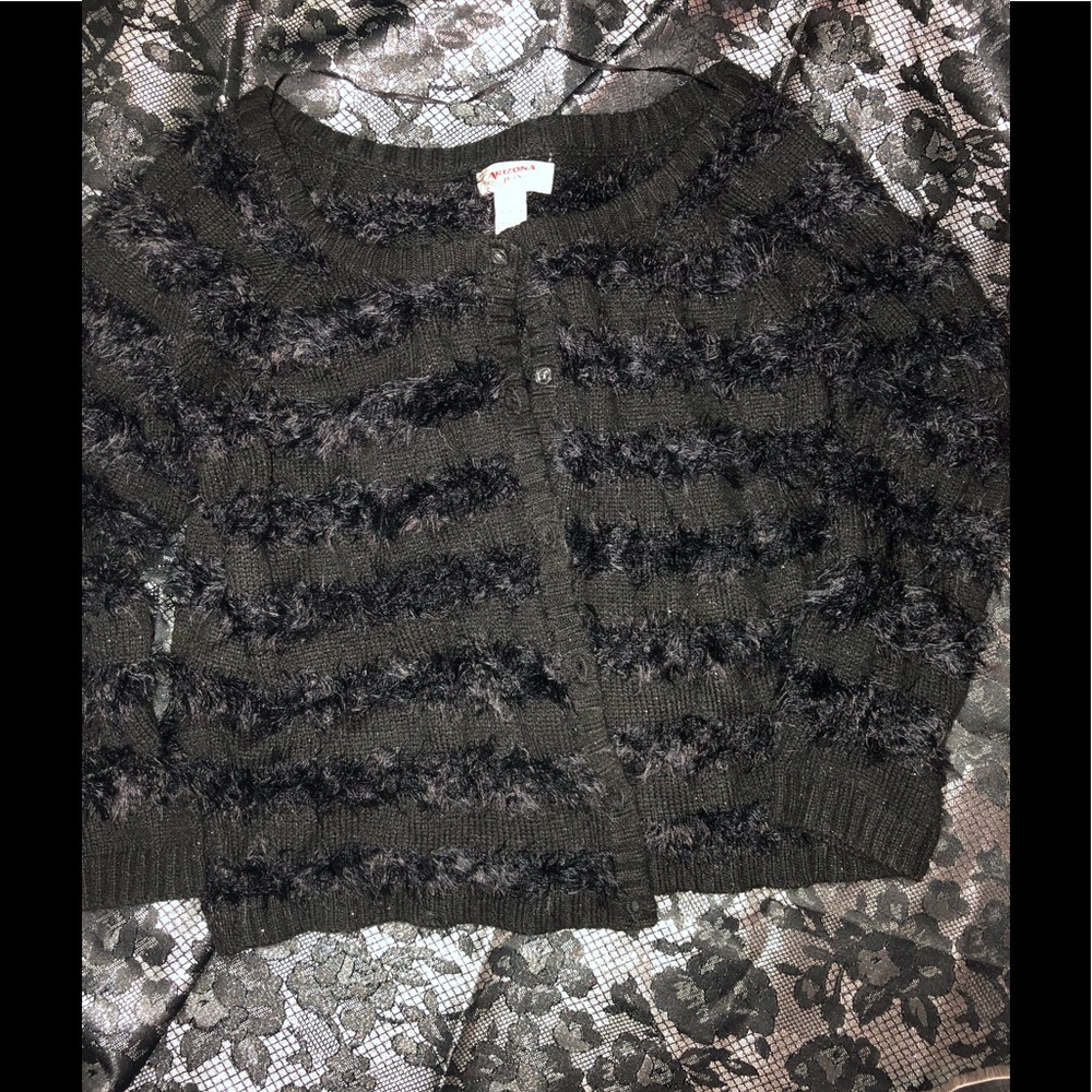 ⭐️ Super cute sweater ⭐️
